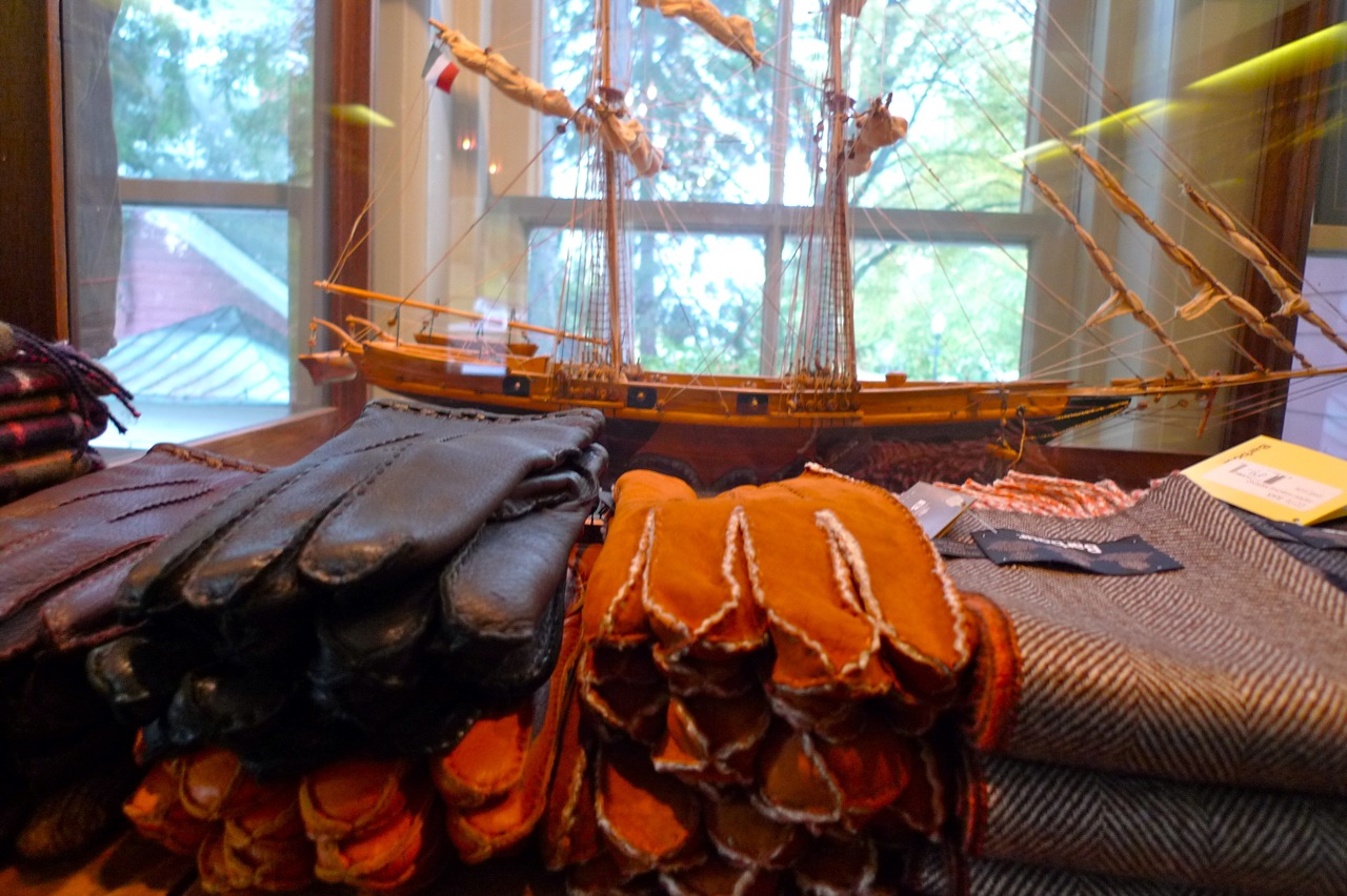 The Best Around Cuffs Clothing A Continuous Lean.