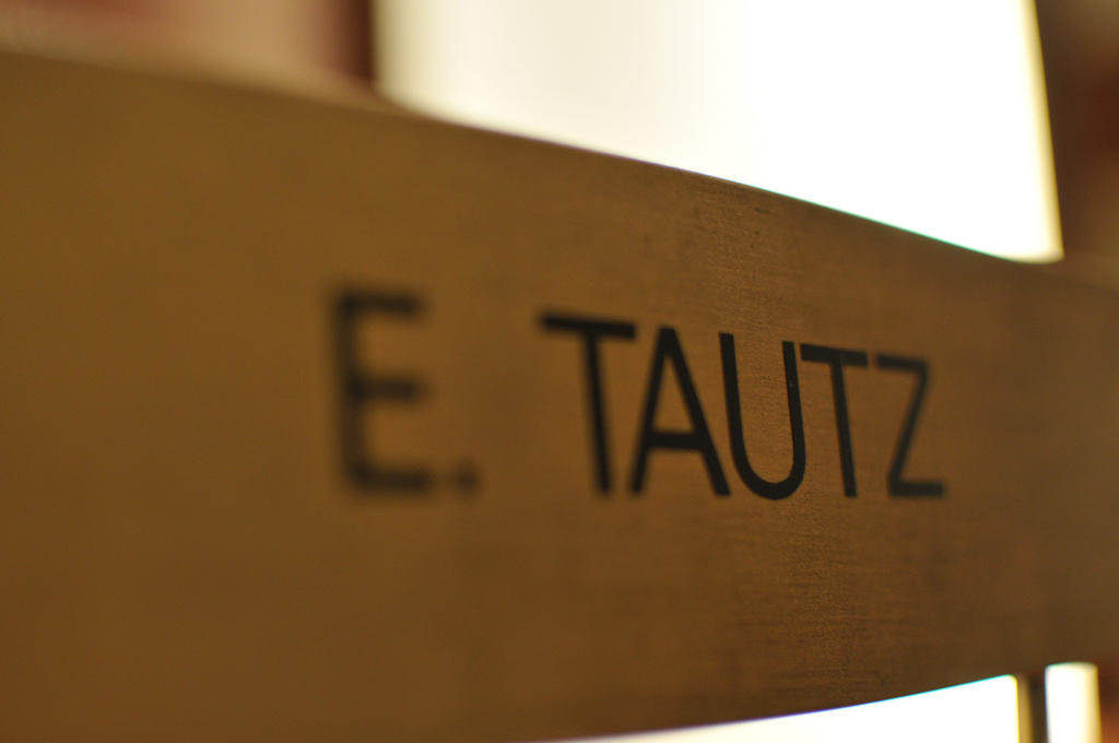 E_Tautz_Barneys_AW10_07