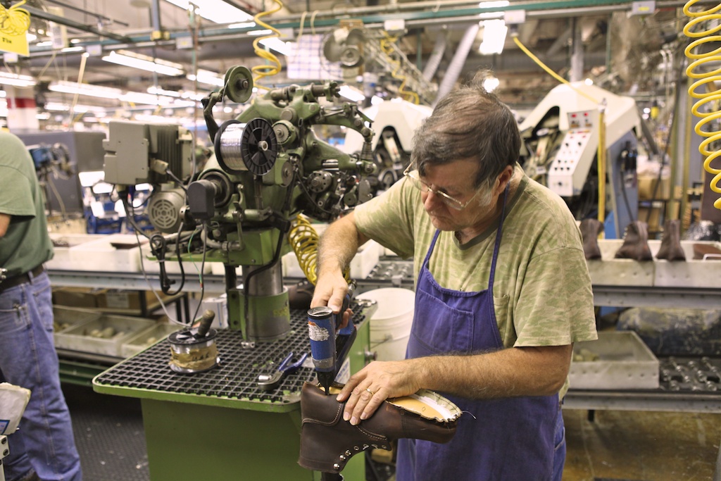 Red_Wing_Shoe_Boot_Factory_15