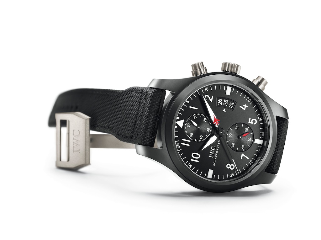 IWC-388001_4c_low