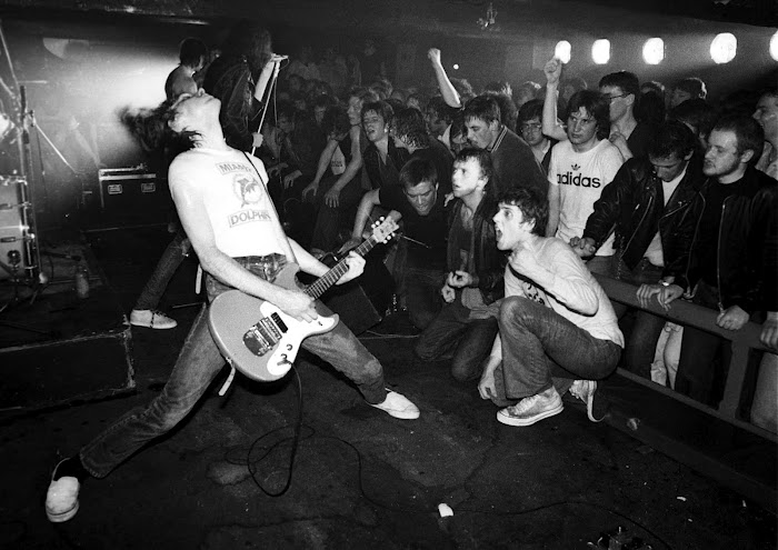 Ramones_by_ian_dickson_1977